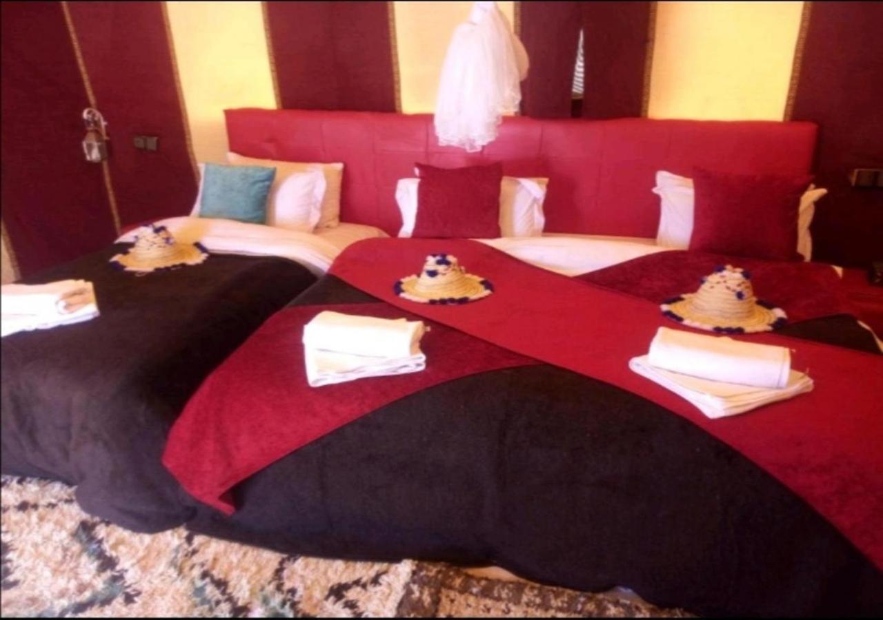 Desert Glamping Experience 메르주가 외부 사진
